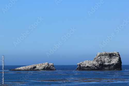Canvas Print rocks and sea