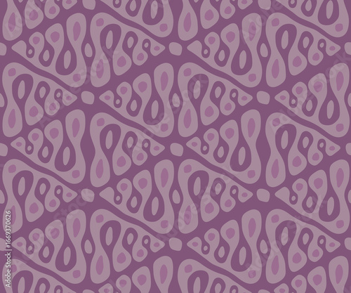 Maroon ornate wallpaper, te...