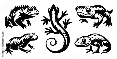 Black and White Illustrations of Frogs and Lizards for Creative Projects