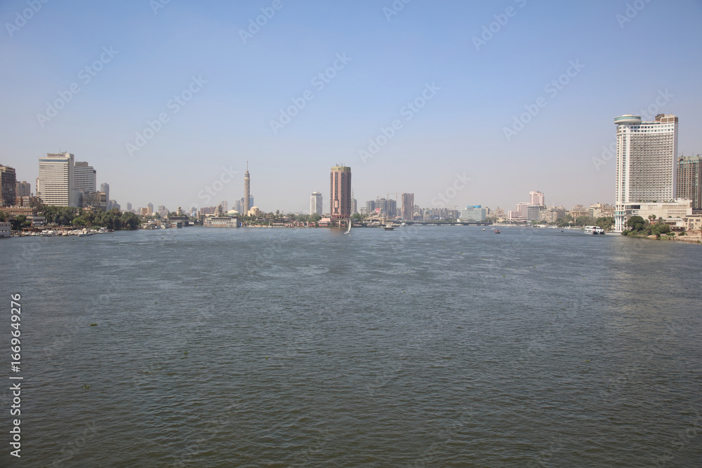 Fototapeta premium The Nile scene from the University Bridge