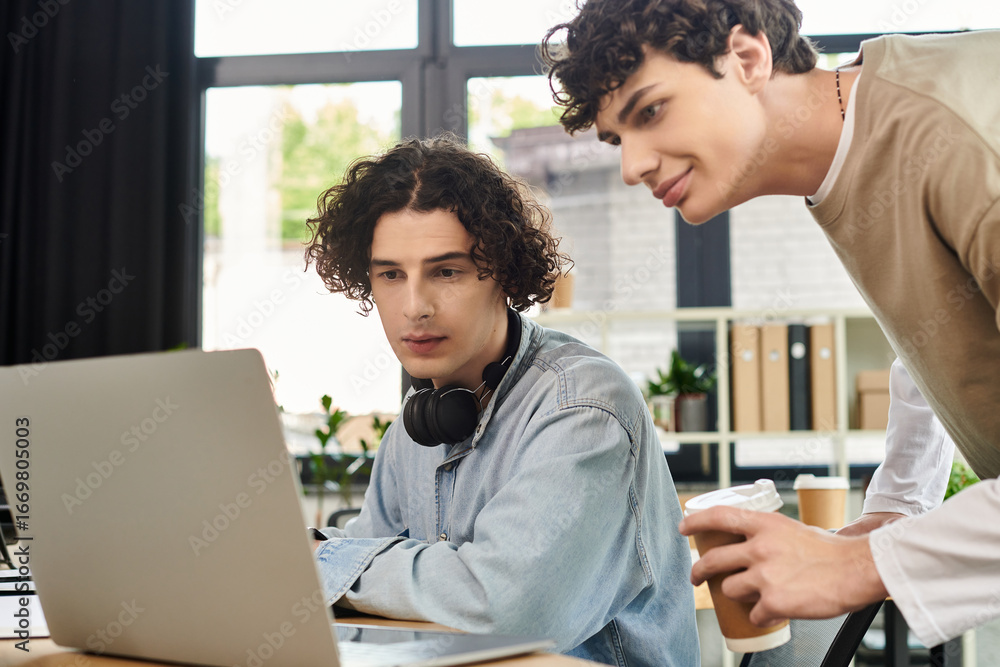 Obraz premium Youth collaborating on a project in a modern office space during working hours