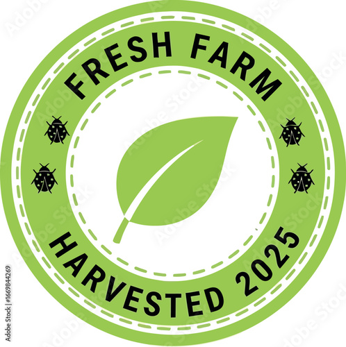 Fresh farm harvested 2025 green leaf circular emblem badge vector