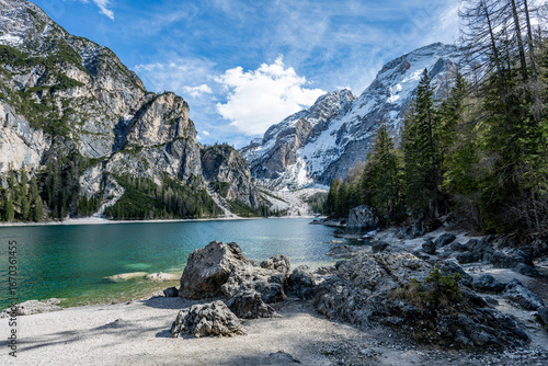 Lago di Braies ist ein Bergsee im Pragser Tal in der S?dtiroler Gemeinde Prags