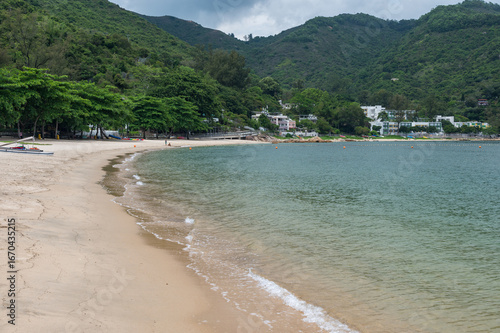 Fotografie Silvermine Bay Beach located on Tung Wan Tau Road in Mui Wo, Lantau Island, Hong Kong