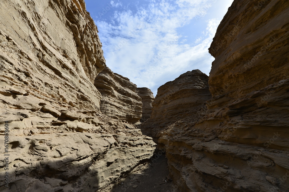 Fototapeta premium Geomorphic Scenery Desert in Xinjiang, China