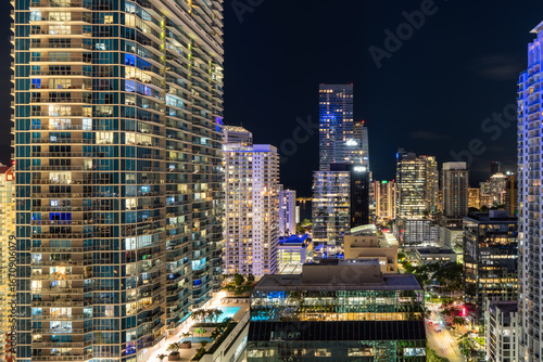 Canvas Print downtown miami at night