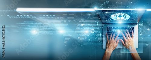 Φωτογραφία Cybersecurity expert using a laptop with network security data intrusion detecti