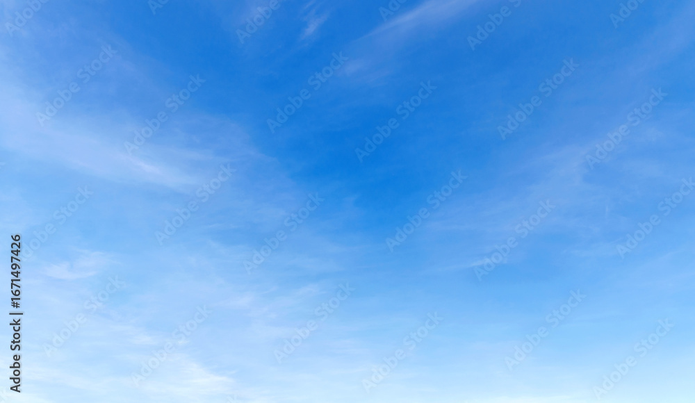 Obraz premium sky is blue and clear with clouds