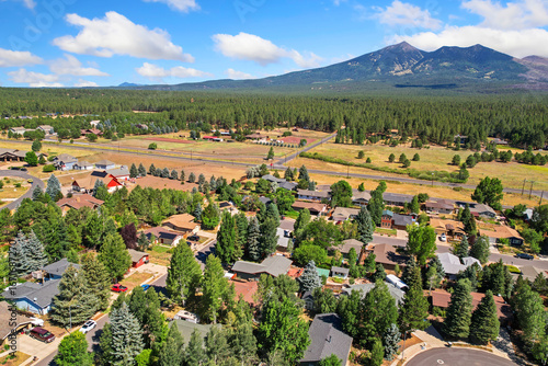 Tableau sur toile a neighborhood in flagstaff arizona