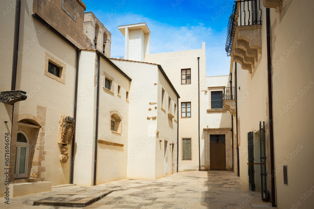 Obraz premium Bellomo Palace Regional Gallery in Syracuse, Sicily