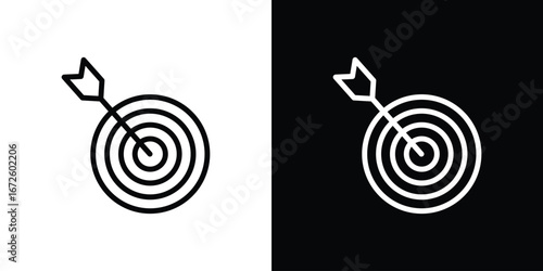 Bulls eye icon. Vector linear icon isolated in black and white