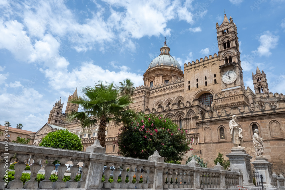 Naklejka premium View of streets of Palermo, citylife, ancient baroque churches, old narrow streets, Norman palaces, markets, Sicilian vacation destination, South of Italy