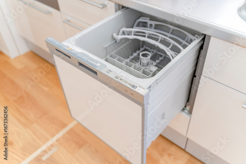 新築のビルトイン食器洗い乾燥機 システムキッチン