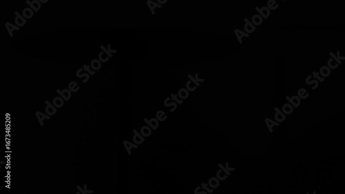 Turning off the soft yellow light in the bedroom marks the start of sleep, supports a healthy circadian rhythm, saves power, creates a peaceful mood, and reduces blue light exposure at night.
