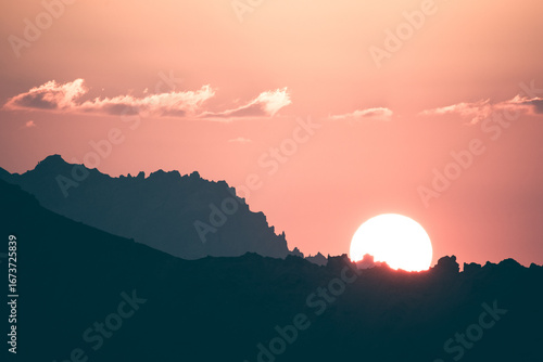 Wallpaper Mural sundown Torontodigital.ca