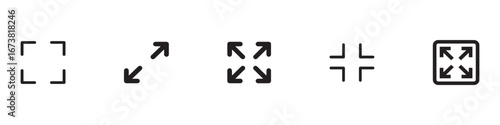 Fullscreen icon. Maximize icon symbol , Video Expand Reduce icons Button , Fullscreen Sign. Expand icon. scalable big size window sign. maximize or extend image icon. Vector Illustration. EPS 10