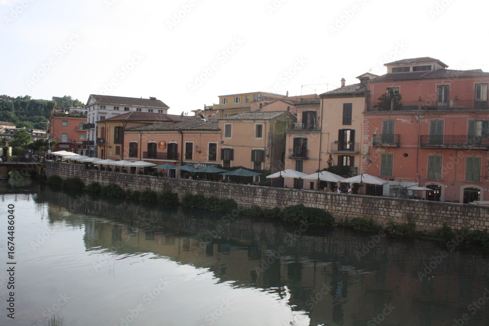 Obraz premium view of the old town of Isola del Liri, Italy 