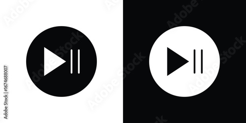 Play pause icon. filled flat sign for mobile concept and web