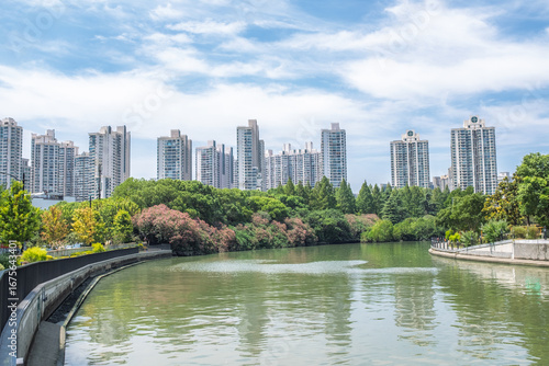 Photography The green urban waterfront scenery of Suzhou River in Shanghai
