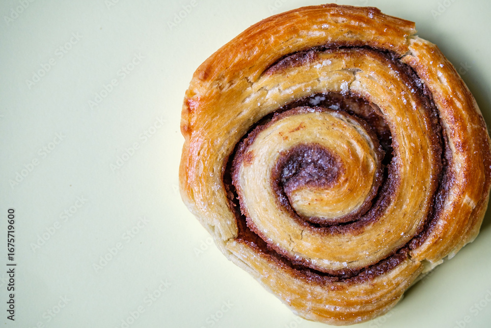 Fototapeta premium Baked Tasty Cinnamon Swirl Breakfast Pastry