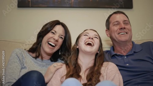 Seamless black screen showcasing a simple presentation with no additional content for demonstration, perfect for backgrounds or other minimalist applications.