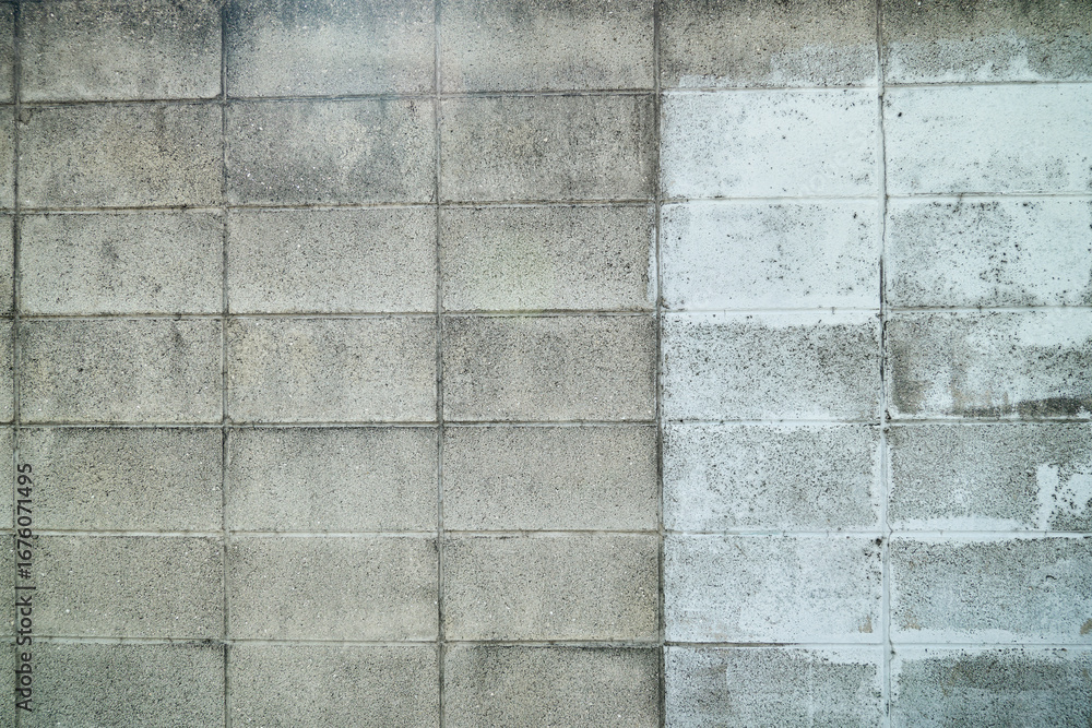 Fototapeta premium 白いペンキが塗られたブロックの背景用素材 