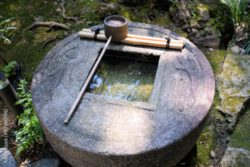 日本庭園の蹲踞