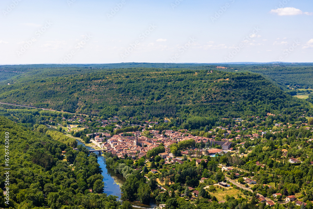 Obraz premium Medieval Town of Saint-Antonin-Noble-Val on the Aveyron River from the Cliffs of Roc d’Anglars in Summer