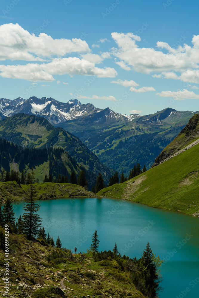 Fototapeta premium lake and mountains