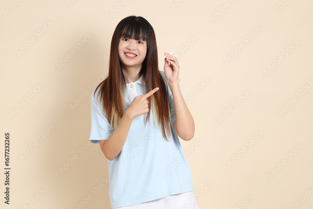 Fototapeta premium 20s Asian Woman in casual clothes