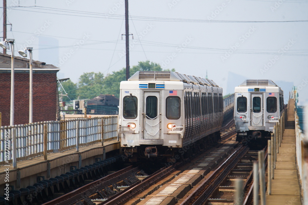Naklejka premium Train approaching station in Philadelphia 
