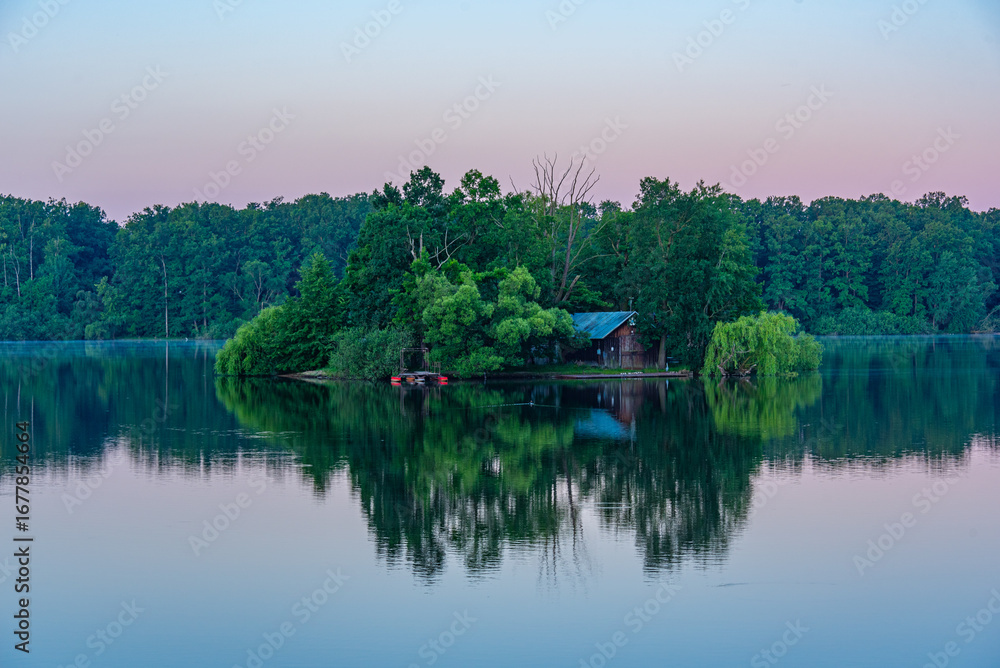 Obraz premium Sunset view of Svet lake near Trebon, Czech republic