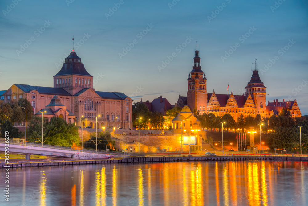 Fototapeta premium Sunset view of the National Museum in Szczecin, Poland