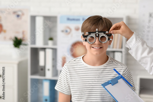 Female ophthalmologist help...