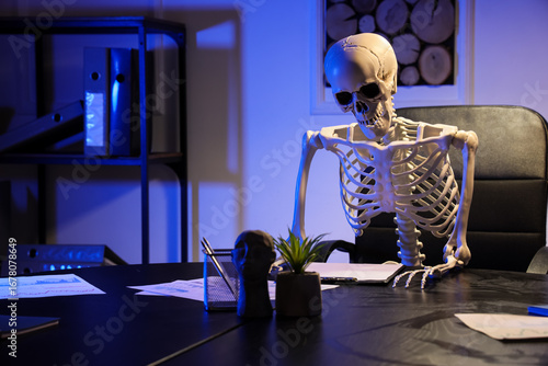 Human skeleton model sittin...
