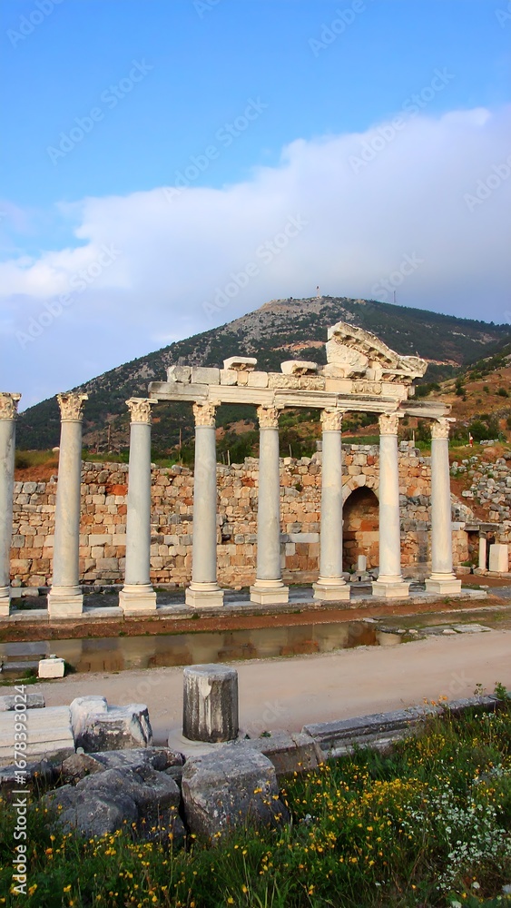 Obraz premium Ancient Ruins, Turkey, Sunlight