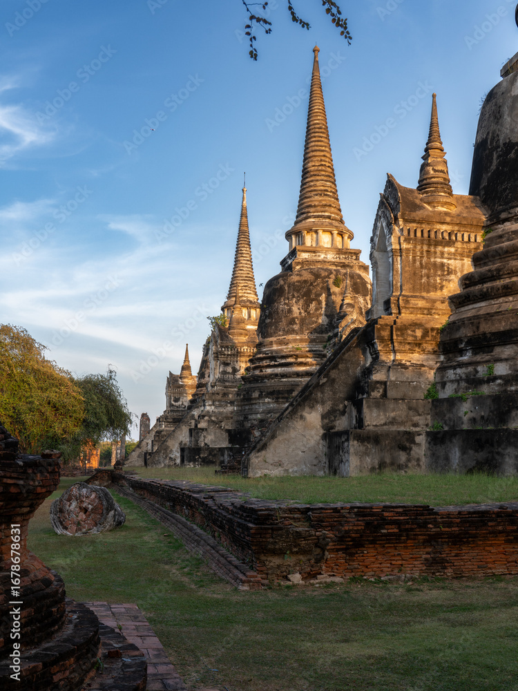Fototapeta premium Ancient city, Ayutthaya, sunrise sunset
