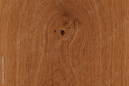 Dunkle Holztextur mit klarer Maserung