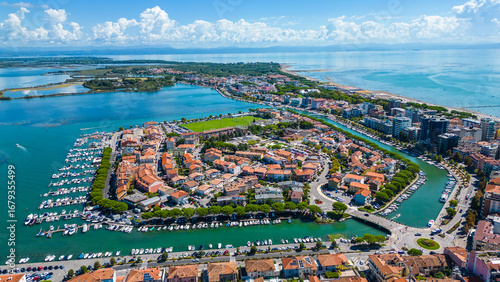 Canvastavla Aerial view of Grado, a picturesque seaside town in Friuli Venezia Giulia, Italy