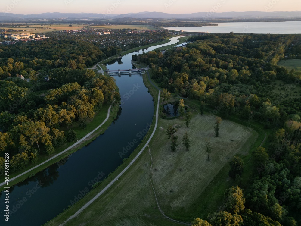 Fototapeta premium Nysa - kanał Nyski