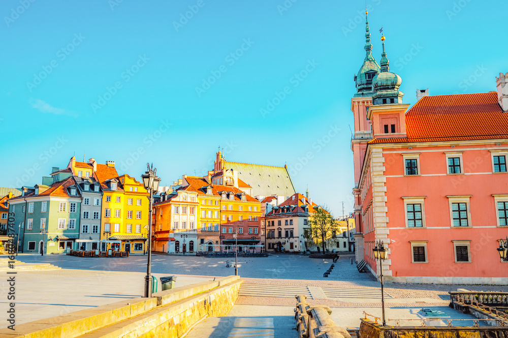 Naklejka premium Warsaw old city center near Vistula river in Poland. The Royal Castle in Warsaw
