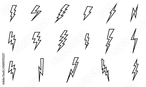 Lightning bolt icon. blitz lightnings outline strike sign. Flash symbol, thunderbolt, Vector isolated 