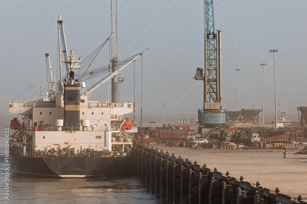 Fototapeta premium cranes in harbor