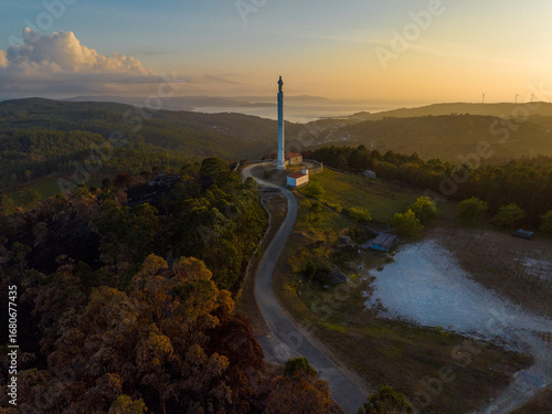 Torre de Brantuas en Monte Faro, Ponteceso, A Coruña