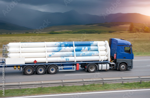 Air Liquid Hydrogen Methanol Cargo Sustainable Efficient Transportation