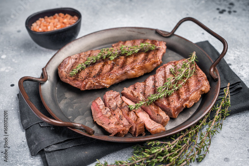 Obraz na plátně Roast Top blade steak, grilled beef shoulder meat