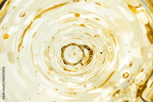 Isolated bubble on oil surf...