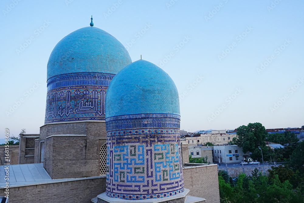 Obraz premium Shah-i-Zinda in Samarqand, Uzbekistan - ウズベキスタン サマルカンド シャーヒ・ズィンダ