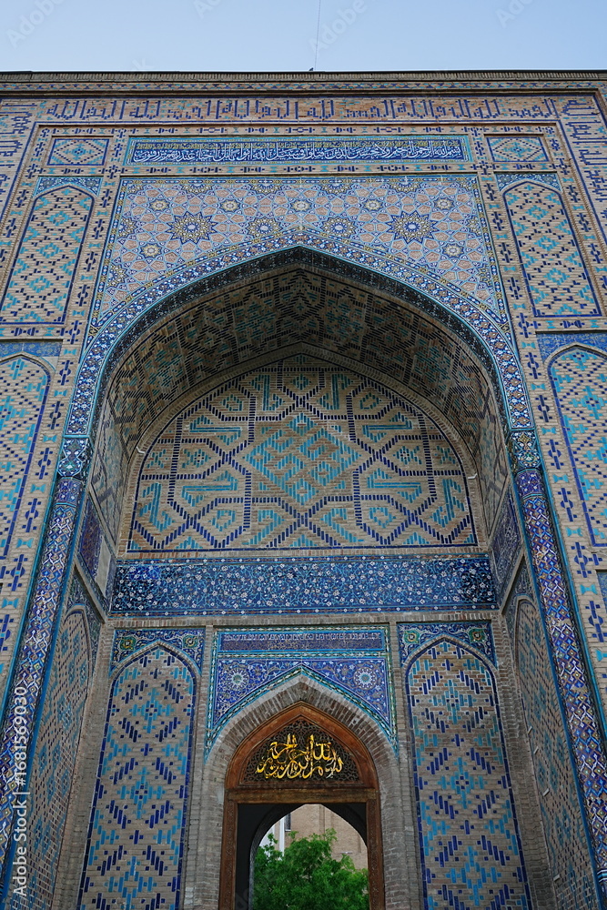 Obraz premium Shah-i-Zinda in Samarqand, Uzbekistan - ウズベキスタン サマルカンド シャーヒ・ズィンダ