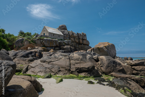 Plages des Amiets Corps de garde Lavillo est Bretagne